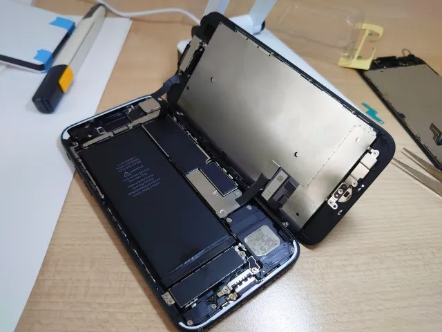 iPod classic修理は横浜店へ｜全国郵送対応